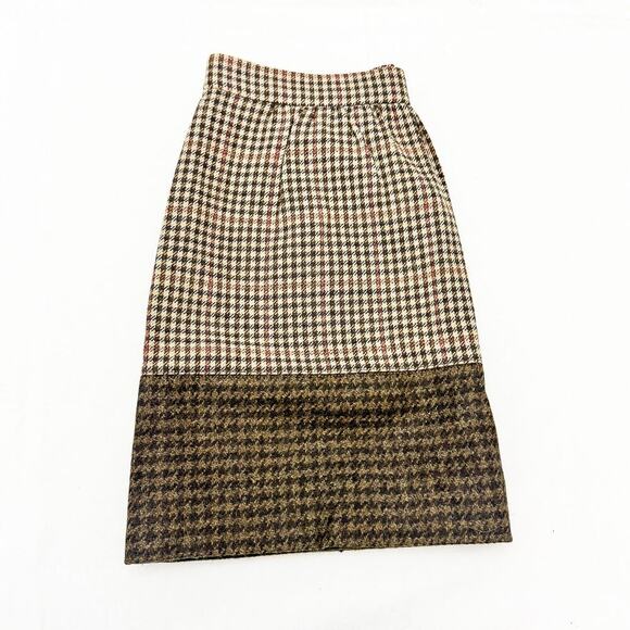 J. Crew Plaid Patterned Lambs Wool Lined Mini Skirt Size 4 - Picture 2 of 6